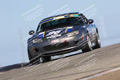 media/Oct-26-2025-CalClub SCCA (Sun) [[8ce1e69566]]/Group 2/Grapevine/